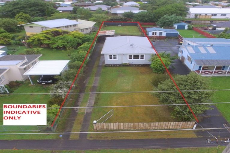 Photo of property in 21 Union Street, Foxton, 4814