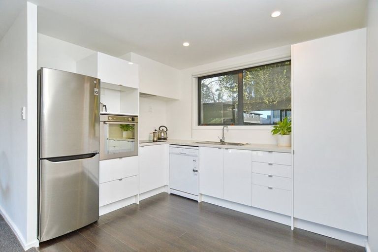 Photo of property in 1/33 Springfield Road, St Albans, Christchurch, 8014