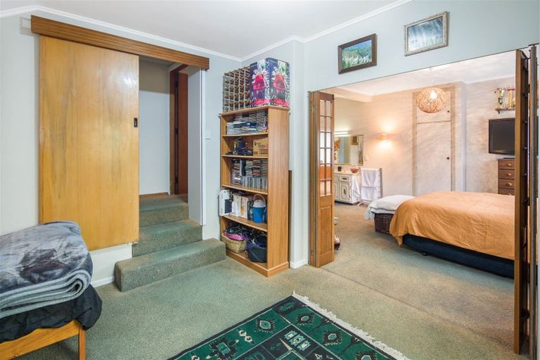 Photo of property in 19 Macaulay Street, Johnsonville, Wellington, 6037