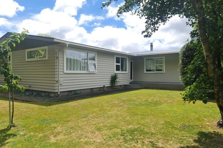 Photo of property in 28 Wyndham Street, Awapuni, Palmerston North, 4412