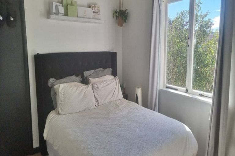 Photo of property in 13 Gardner Avenue, New Lynn, Auckland, 0600