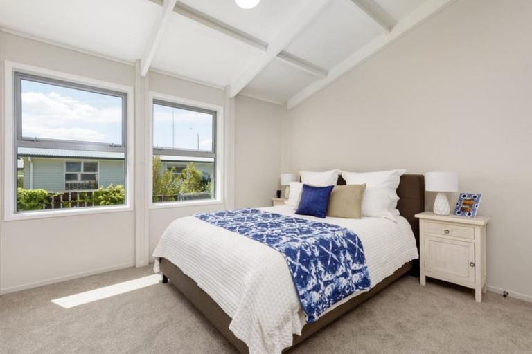 Photo of property in 72 Links Avenue, Mount Maunganui, 3116