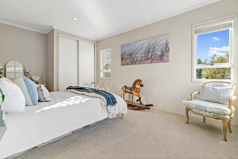 Photo of property in 154 Sandspit Road, Shelly Park, Auckland, 2014