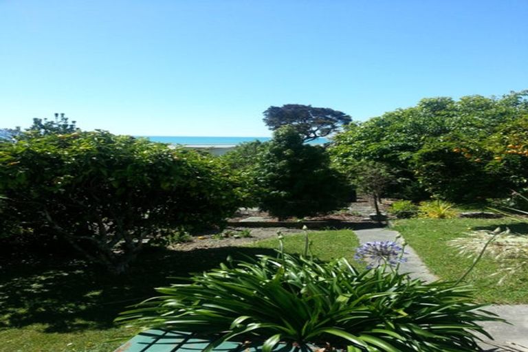 Photo of property in 2/22 Wastney Terrace, Marybank, Nelson, 7010