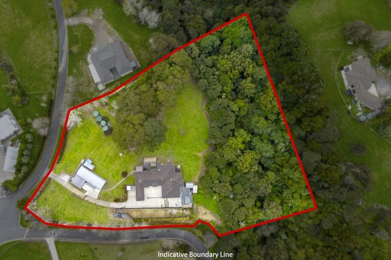 Photo of property in 158 Judge Richardson Drive, Opaheke, Papakura, 2584