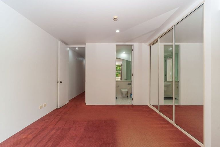 Photo of property in Sirocco Apartments, 616/8 Church Street, Wellington Central, Wellington, 6011