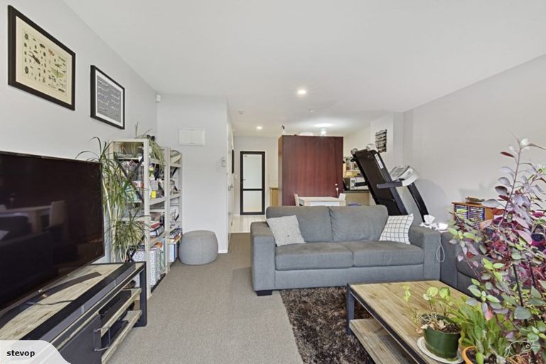 Photo of property in 329a Onehunga Mall, Onehunga, Auckland, 1061