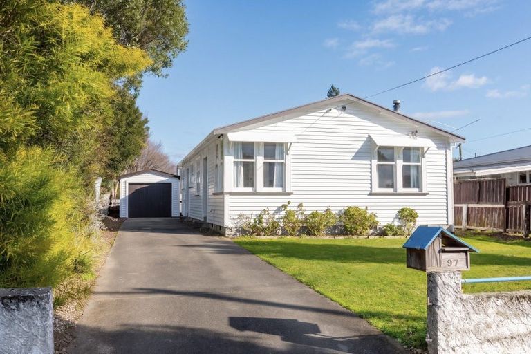Photo of property in 97 Broadway, Carterton, 5713