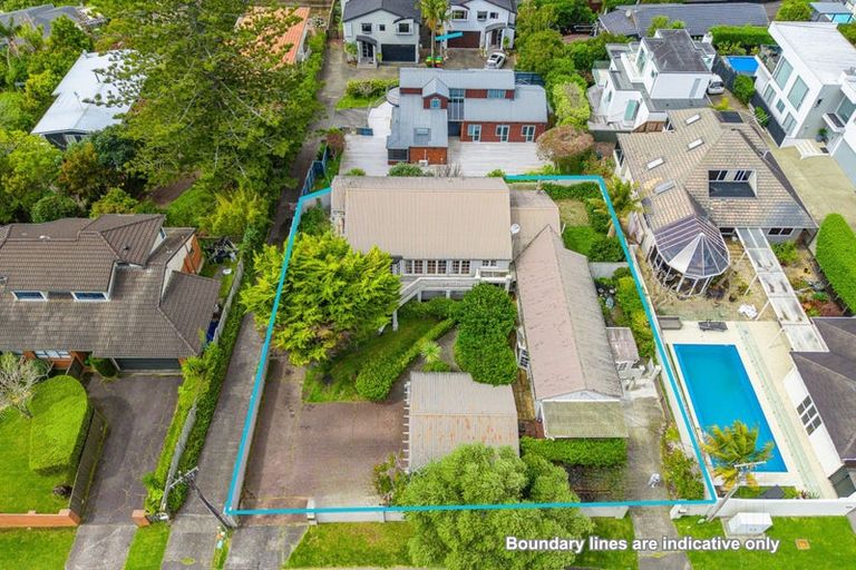 Photo of property in 7 Aberdeen Road, Castor Bay, Auckland, 0620