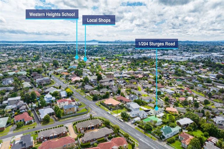 Photo of property in 1/204 Sturges Road, Henderson, Auckland, 0612