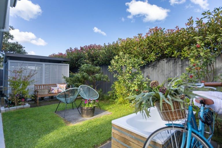 Photo of property in 35 Waione Avenue, Athenree, Waihi Beach, 3177