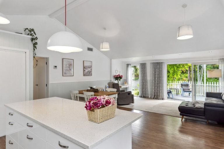 Photo of property in 10 Clunie Avenue, Raumati South, Paraparaumu, 5032