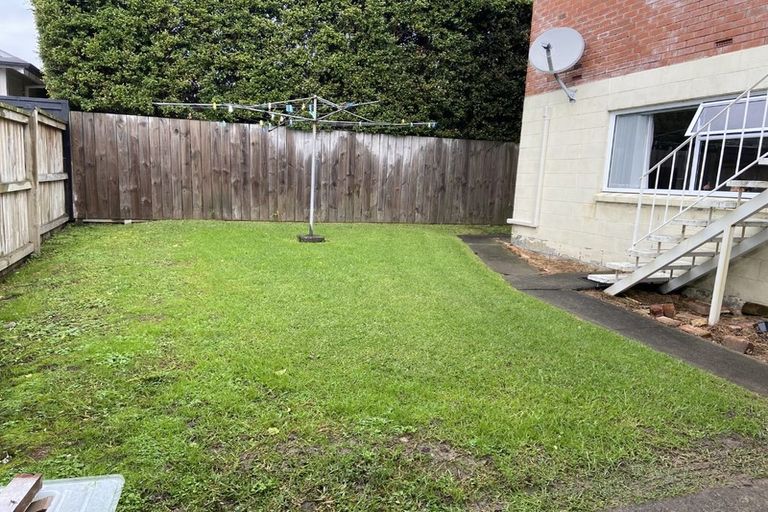 Photo of property in 5/134 Calliope Road, Stanley Point, Auckland, 0624