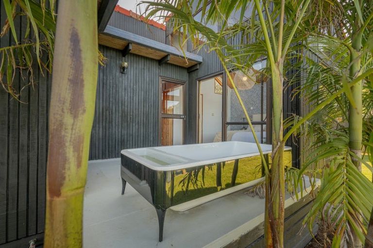 Photo of property in 8 Grey Avenue, Tairua, 3508