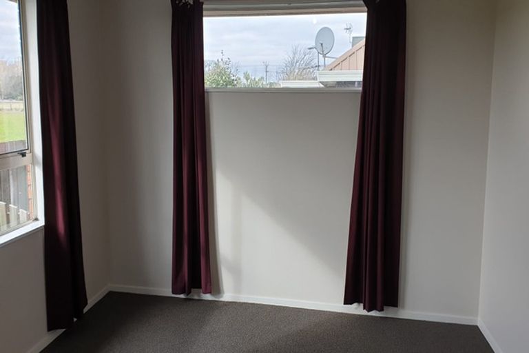 Photo of property in 8 Bicknor Street, Templeton, Christchurch, 8042