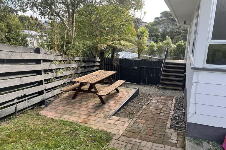 Photo of property in 1/21 Contessa Drive, Glenfield, Auckland, 0629