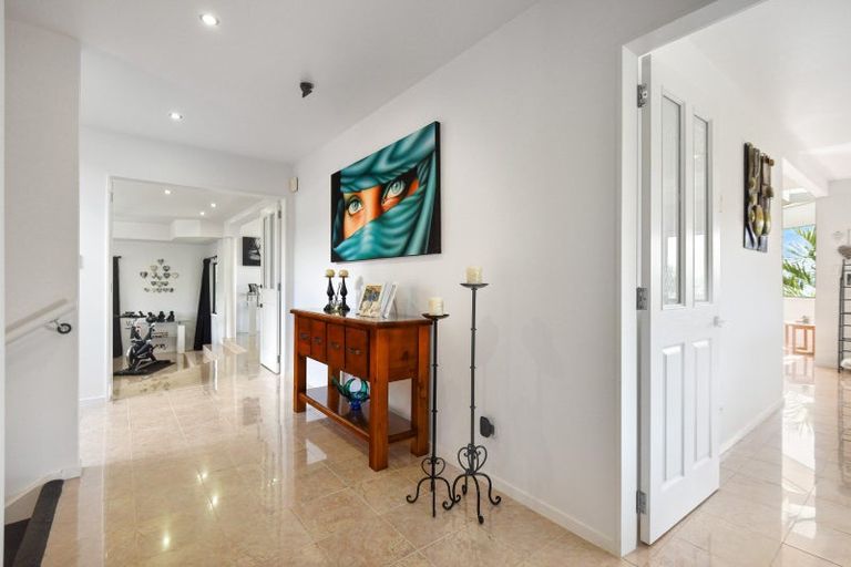 Photo of property in 4 Tupara Crescent, Kawaha Point, Rotorua, 3010