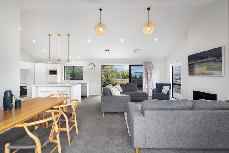 Photo of property in 14 Violet Way, Lower Shotover, Queenstown, 9304