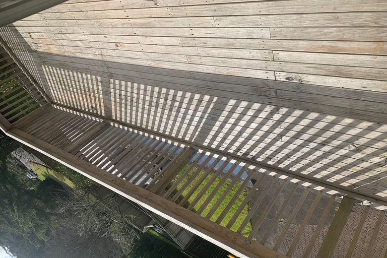 Photo of property in 156 Lynn Road, Bayview, Auckland, 0629