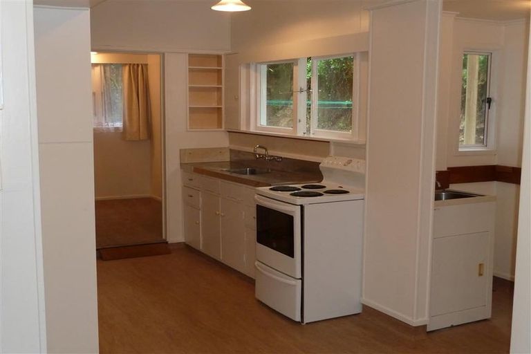 Photo of property in 39 Milton Road, Bluff Hill, Napier, 4110