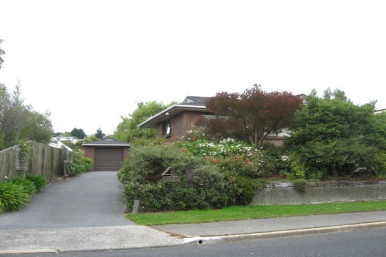 Photo of property in 44 Kinmont Crescent, Kinmont Park, Mosgiel, 9024