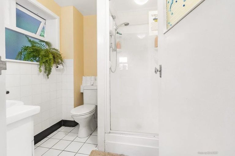 Photo of property in Parkland Flats, 6/51 Adams Terrace, Kelburn, Wellington, 6021