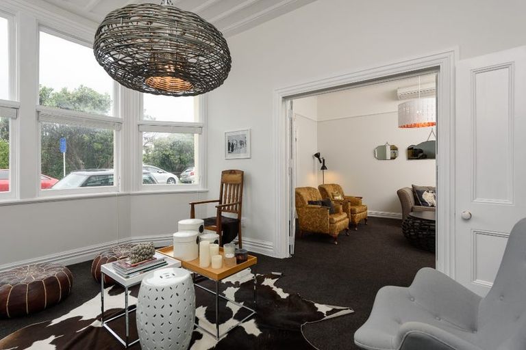 Photo of property in 132 Tinakori Road, Thorndon, Wellington, 6011