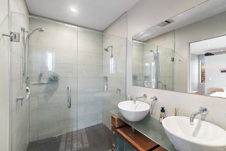 Photo of property in 6 Morning Star Terrace, Arthurs Point, Queenstown, 9371