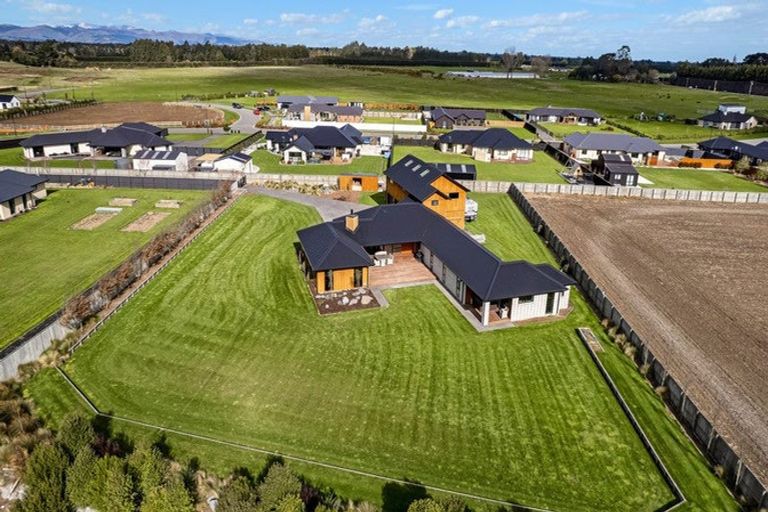 Photo of property in 56 Kingsdowne Drive, West Melton, 7618