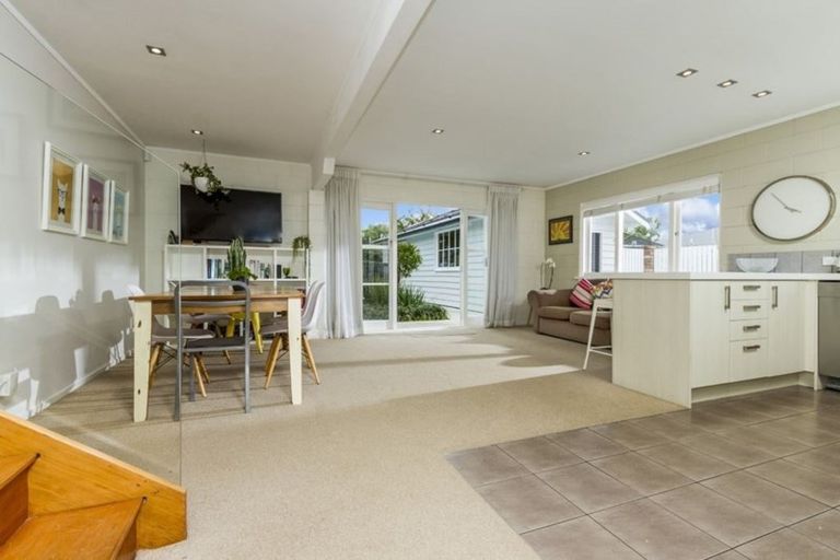 Photo of property in 53 Aramoana Avenue, Devonport, Auckland, 0624