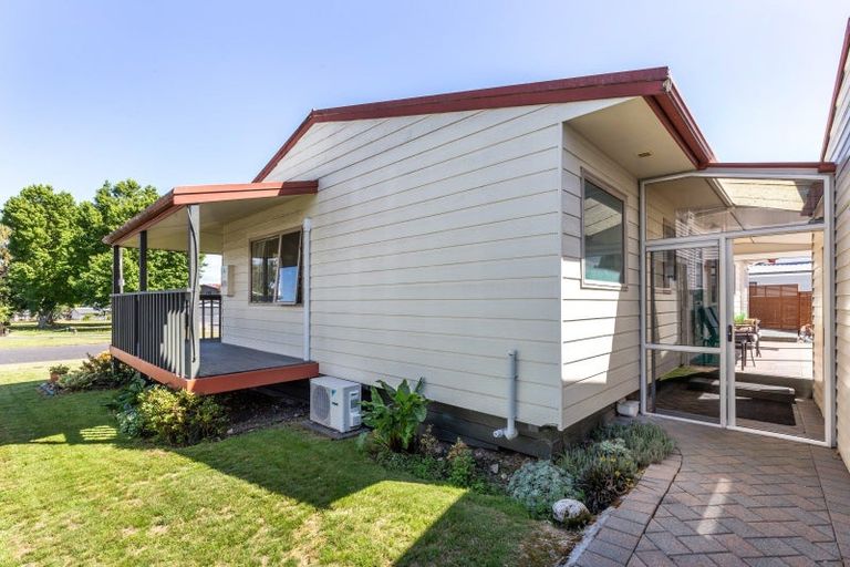 Photo of property in 32 Grace Crescent, Richmond Heights, Taupo, 3330