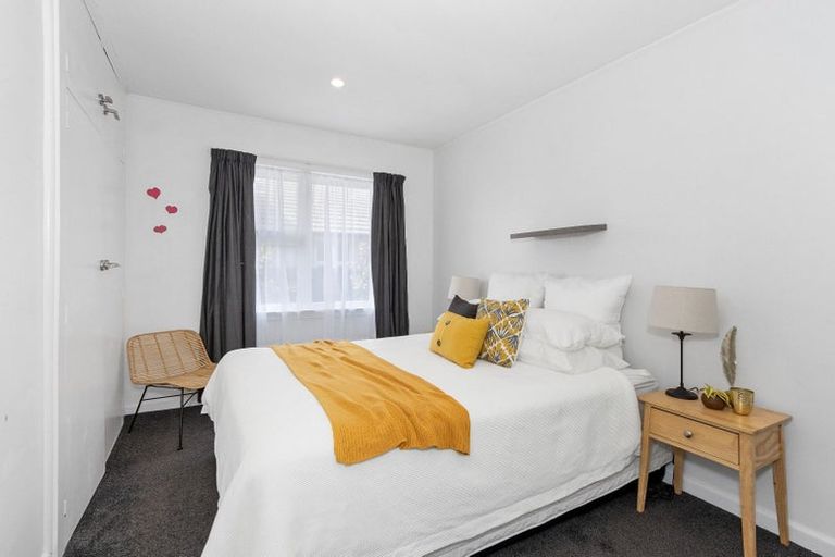 Photo of property in 235 Greers Road, Bryndwr, Christchurch, 8053