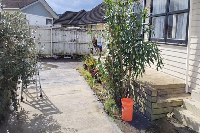 Photo of property in 44b Kelvin Road, Papakura, 2110