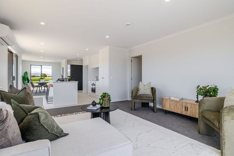 Photo of property in 26 Springwater Drive, Maewa, 4702