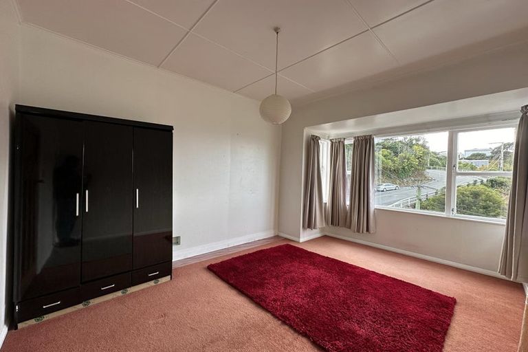 Photo of property in 75 Todman Street, Brooklyn, Wellington, 6021