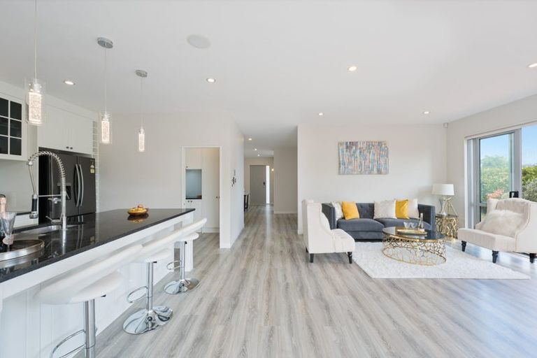 Photo of property in 30 Korihi Drive, Swanson, Auckland, 0614