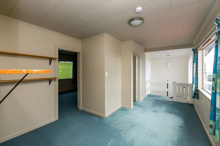 Photo of property in 23b Port View Crescent, Moturoa, New Plymouth, 4310