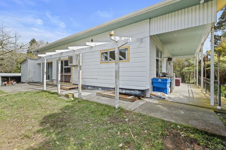 Photo of property in 19 Gordon Terrace, Hunterville, 4730