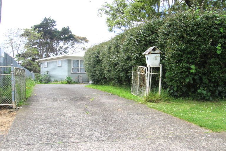 Photo of property in 15 Olive Crescent, Papatoetoe, Auckland, 2025