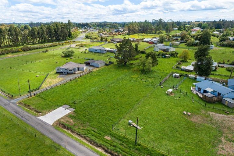 Photo of property in 8 Maire Street, Mamaku, 3020