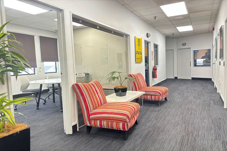 Photo of property in 117 Heretaunga Street, Palmerston North, 4414