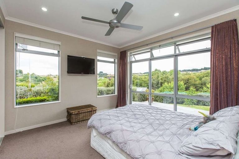 Photo of property in 26 Moore Street, Hillcrest, Auckland, 0627