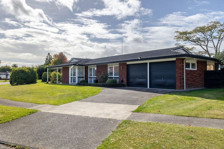 Photo of property in 19 Anaru Place, Awapuni, Palmerston North, 4412
