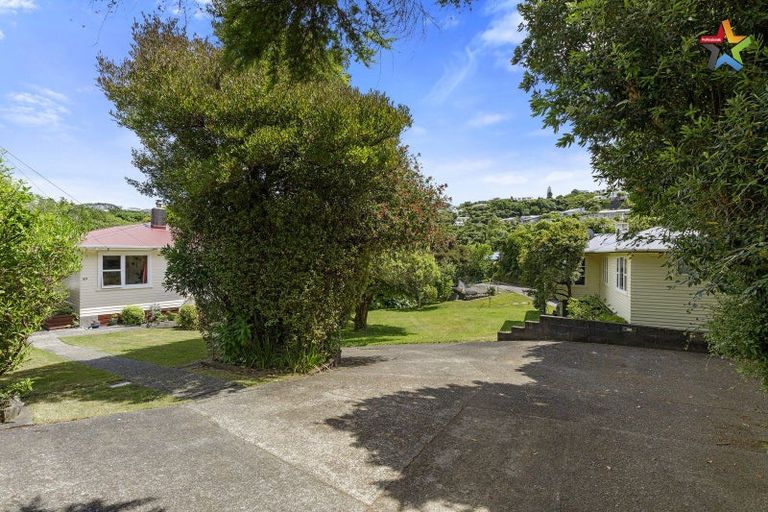 Photo of property in 89 Normandale Road, Normandale, Lower Hutt, 5010