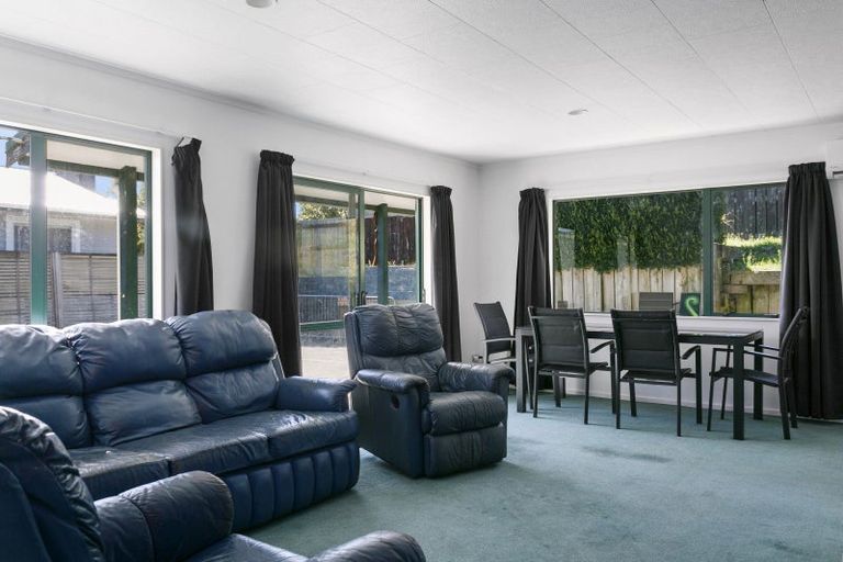 Photo of property in 2/199 Tauhara Road, Tauhara, Taupo, 3330