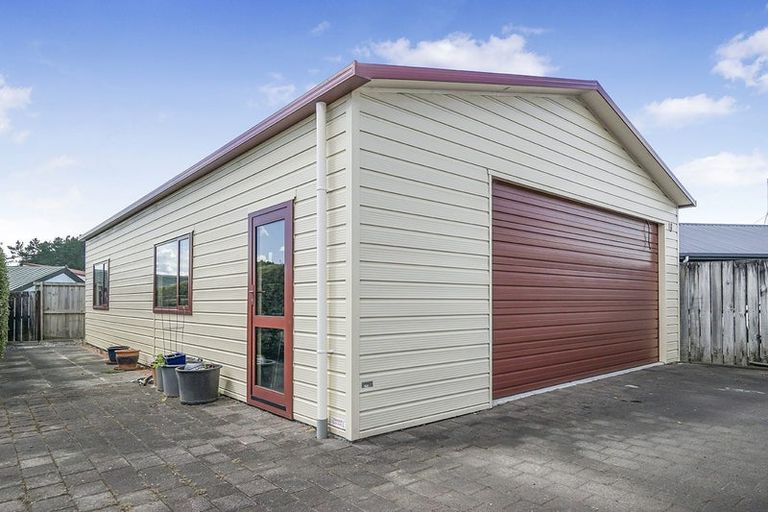 Photo of property in 10 Perry Place, Bader, Hamilton, 3206