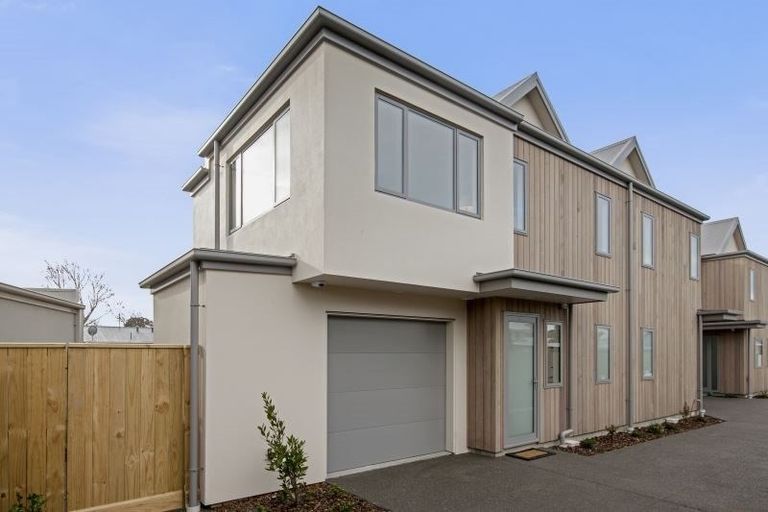 Photo of property in 2/441 Madras Street, St Albans, Christchurch, 8014