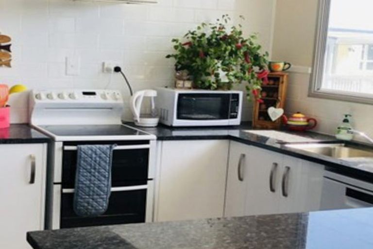 Photo of property in 308a Pukehina Parade, Pukehina, Te Puke, 3189