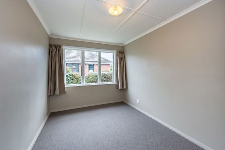 Photo of property in 17 Dunarnan Street, Avonside, Christchurch, 8061