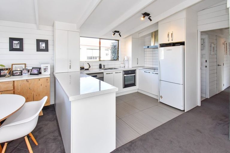 Photo of property in 1/3 Hoylake Place, Wattle Downs, Auckland, 2103